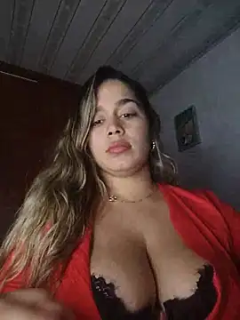 LaurenWelly  online show from May 19, 2026, 12:59 am