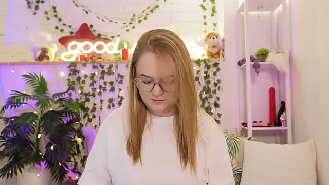 MonicaAsis online show from February 19, 2026, 6:16 pm