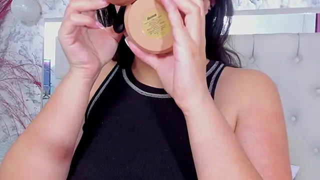 Megan rossee online show from December 2, 2025, 11:12 am