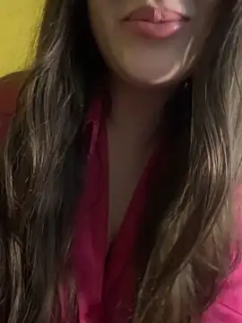 Elinatiranda online show from May 28, 2026, 9:38 am