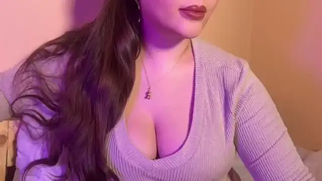 Snapshot of Elinatiranda chatting on March 17, 2026, 5:10 am Elinatiranda online show from March 17, 2026, 5:10 am