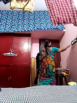 Tamil sreelekha online show from December 2, 2025, 4:36 am