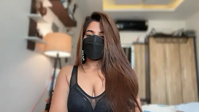 Hotty-Sana online show from April 11, 2026, 6:10 am