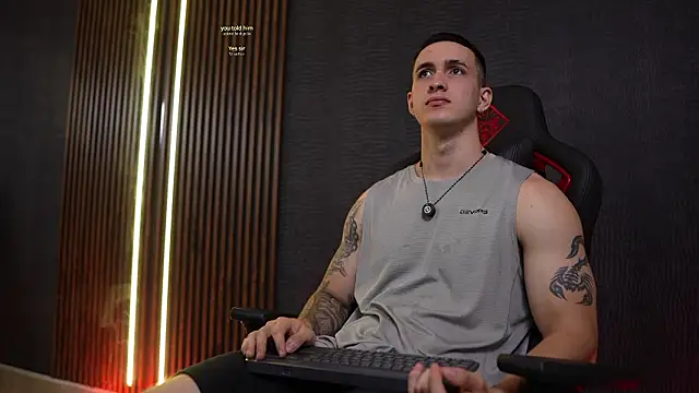 Snapshot of JacksonOlsenn chatting on February 19, 2026, 8:39 pm JacksonOlsenn online show from February 19, 2026, 8:39 pm