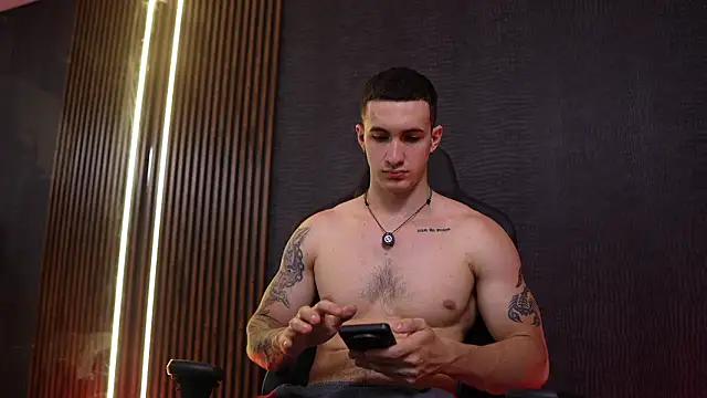 JacksonOlsenn online show from March 26, 2026, 8:40 pm