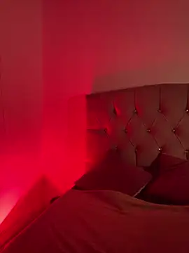 Snapshot of NINA_18_YEARS chatting on September 30, 2025, 11:44 pm NINA 18 YEARS online show from September 30, 2025, 11:44 pm