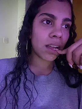 Snapshot of NINA_18_YEARS chatting on February 17, 2025, 9:43 pm NINA 18 YEARS online show from February 17, 2025, 9:43 pm