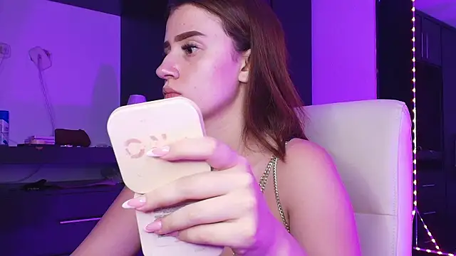 Snapshot of TinaJonnes_ chatting on March 29, 2026, 5:20 am TinaJonnes online show from March 29, 2026, 5:20 am