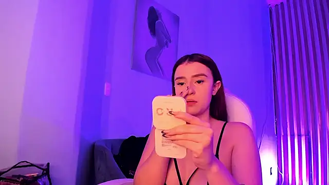 TinaJonnes  online show from January 15, 2026, 7:12 am