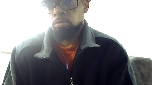 Snapshot of WhiskeyWood_DuhGOD chatting on December 4, 2025, 5:23 pm WhiskeyWood DuhGOD online show from December 4, 2025, 5:23 pm