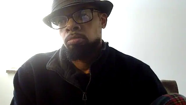 Snapshot of WhiskeyWood_DuhGOD chatting on December 5, 2025, 5:44 pm WhiskeyWood DuhGOD online show from December 5, 2025, 5:44 pm