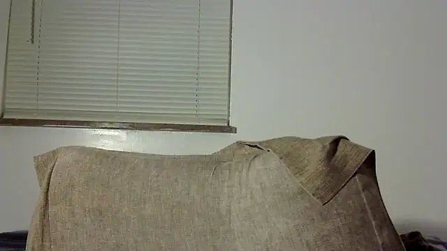 Snapshot of WhiskeyWood_DuhGOD chatting on November 30, 2025, 2:12 am WhiskeyWood DuhGOD online show from November 30, 2025, 2:12 am