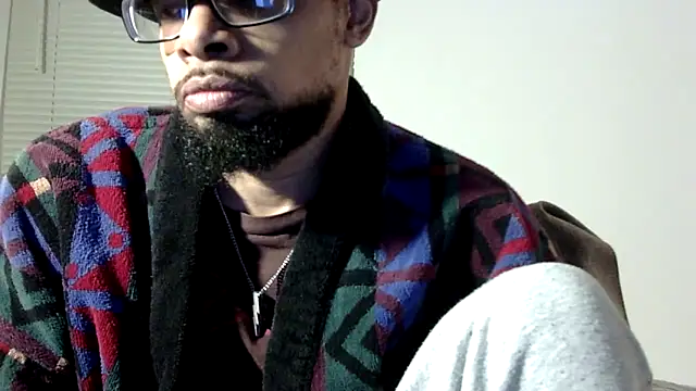 Snapshot of WhiskeyWood_DuhGOD chatting on December 14, 2025, 2:18 am WhiskeyWood DuhGOD online show from December 14, 2025, 2:18 am