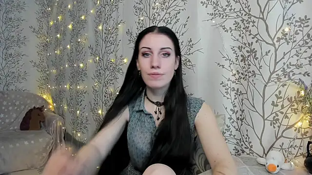 Snapshot of Mary0Lou chatting on December 6, 2024, 3:35 am Mary0Lou online show from December 6, 2024, 3:35 am