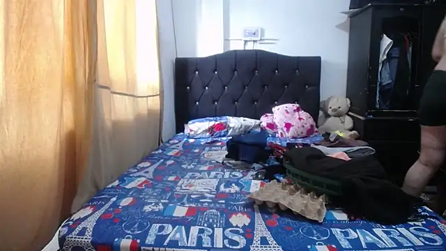 Snapshot of merryymaturee_ chatting on November 6, 2025, 12:31 pm merryymaturee online show from November 6, 2025, 12:31 pm