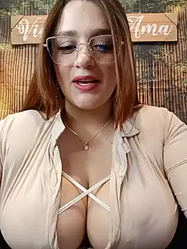 Snapshot of hanna-a chatting on July 23, 2026, 7:43 pm hanna-a online show from July 23, 2026, 7:43 pm