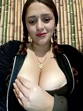 Snapshot of hanna-a chatting on May 12, 2026, 2:45 pm hanna-a online show from May 12, 2026, 2:45 pm