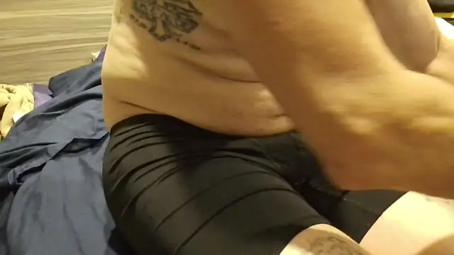 Snapshot of overaveragefreak4you chatting on March 20, 2026, 11:22 am overaveragefreak4you online show from March 20, 2026, 11:22 am