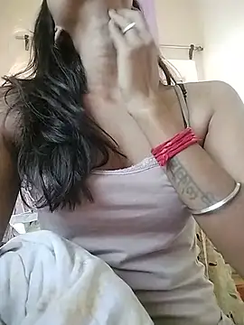 MISSQUEEN48 online show from August 7, 2026, 5:57 am