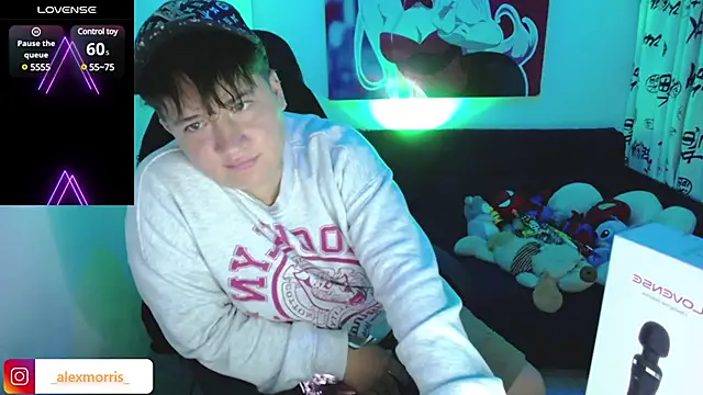 Snapshot of _AlexMorris chatting on January 7, 2025, 12:45 am AlexMorris online show from January 7, 2025, 12:45 am