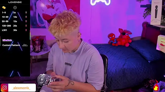 Snapshot of _AlexMorris chatting on October 3, 2025, 6:59 am AlexMorris online show from October 3, 2025, 6:59 am