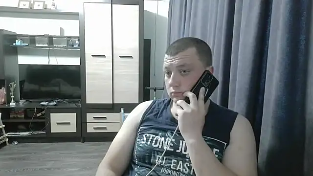 Snapshot of gamblingbum chatting on May 5, 2026, 12:30 pm gamblingbum online show from May 5, 2026, 12:30 pm