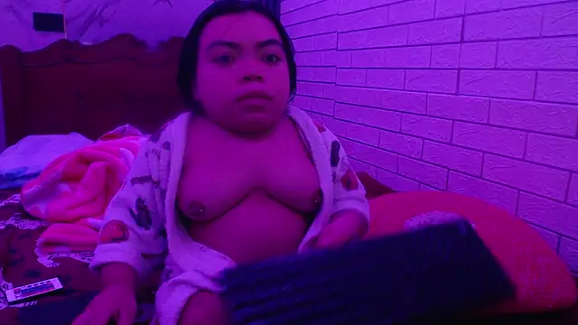 Michelle Brooks online show from February 13, 2025, 2:12 am