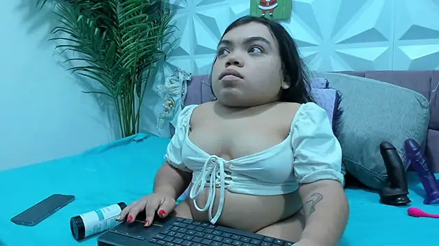 Michelle Brooks online show from December 31, 2024, 11:53 am