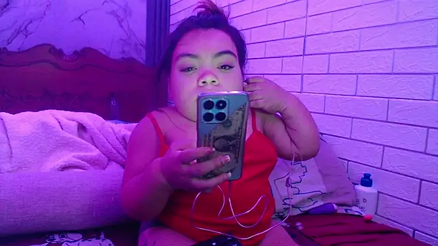 Michelle Brooks online show from February 24, 2025, 5:33 am