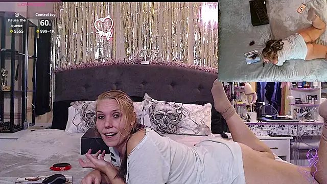 TheFoxAndPop online show from January 11, 2026, 1:01 am