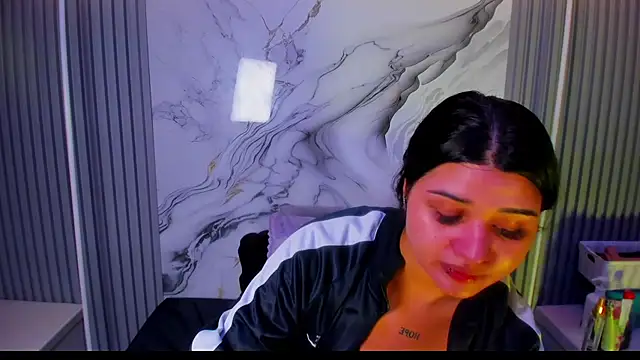 Snapshot of venusowen_ chatting on March 4, 2026, 2:03 pm venusowen online show from March 4, 2026, 2:03 pm