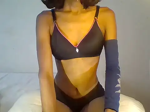 Snapshot of Levinya chatting on February 27, 2025, 4:46 am Levinya online show from February 27, 2025, 4:46 am