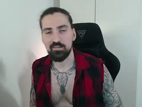 Snapshot of MateoHunk chatting on May 22, 2026, 10:13 am MateoHunk online show from May 22, 2026, 10:13 am