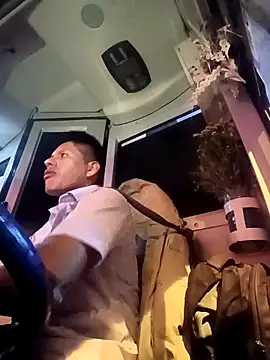 alexchir4 online show from November 11, 2025, 12:49 am