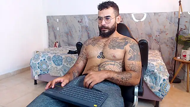 hanz col online show from November 30, 2025, 11:44 am