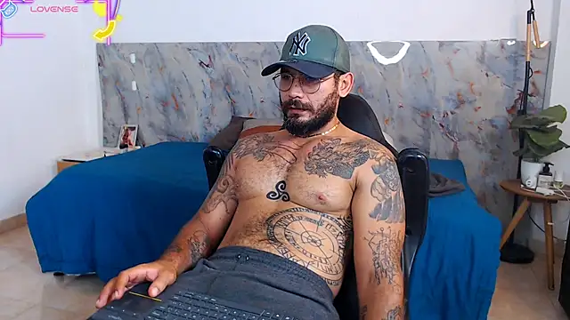 hanz col online show from December 20, 2025, 11:24 am