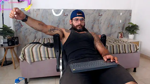 hanz col online show from April 5, 2026, 1:34 am