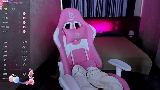 Snapshot of Kira_yoon chatting on February 20, 2025, 8:28 am Kira yoon online show from February 20, 2025, 8:28 am