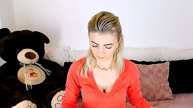 Aly girl1 online show from January 12, 2026, 1:07 pm