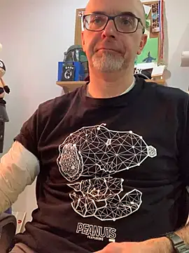 MaxVain online show from February 19, 2025, 7:48 pm