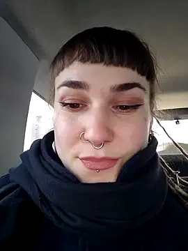 Snapshot of FoxRineHelen chatting on January 16, 2025, 10:10 am FoxRineHelen online show from January 16, 2025, 10:10 am