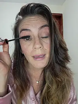 Snapshot of Hanny_24 chatting on November 11, 2025, 2:50 am Hanny 24 online show from November 11, 2025, 2:50 am