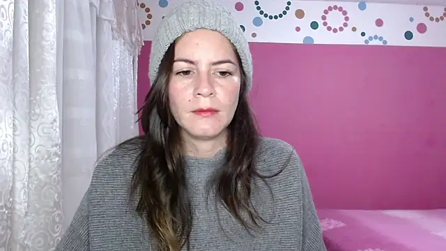 Snapshot of Hanny_24 chatting on May 25, 2026, 8:57 am Hanny 24 online show from May 25, 2026, 8:57 am