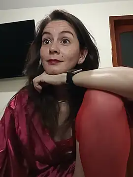 Snapshot of Hanny_24 chatting on June 5, 2026, 11:05 am Hanny 24 online show from June 5, 2026, 11:05 am