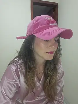 Snapshot of Hanny_24 chatting on October 11, 2025, 2:56 am Hanny 24 online show from October 11, 2025, 2:56 am