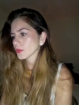 Snapshot of Hanny_24 chatting on March 21, 2025, 8:17 am Hanny 24 online show from March 21, 2025, 8:17 am