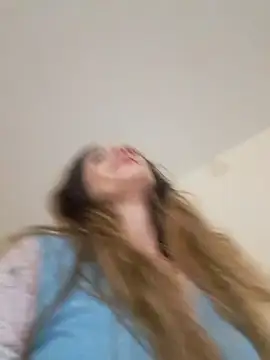 Snapshot of Hanny_24 chatting on February 25, 2025, 5:08 am Hanny 24 online show from February 25, 2025, 5:08 am