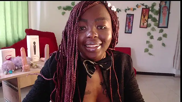 Snapshot of _Zooee chatting on February 21, 2026, 9:28 pm Zooee online show from February 21, 2026, 9:28 pm