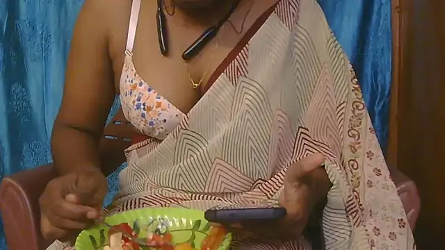 Snapshot of chocolatebabtamill chatting on April 11, 2026, 3:27 pm chocolatebabtamill online show from April 11, 2026, 3:27 pm