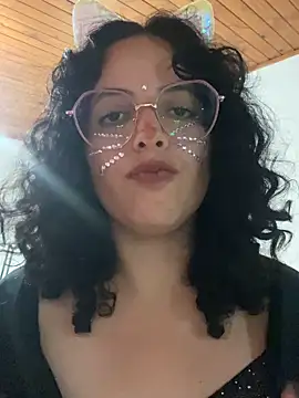 Snapshot of babyluna939 chatting on March 11, 2025, 12:22 am babyluna939 online show from March 11, 2025, 12:22 am